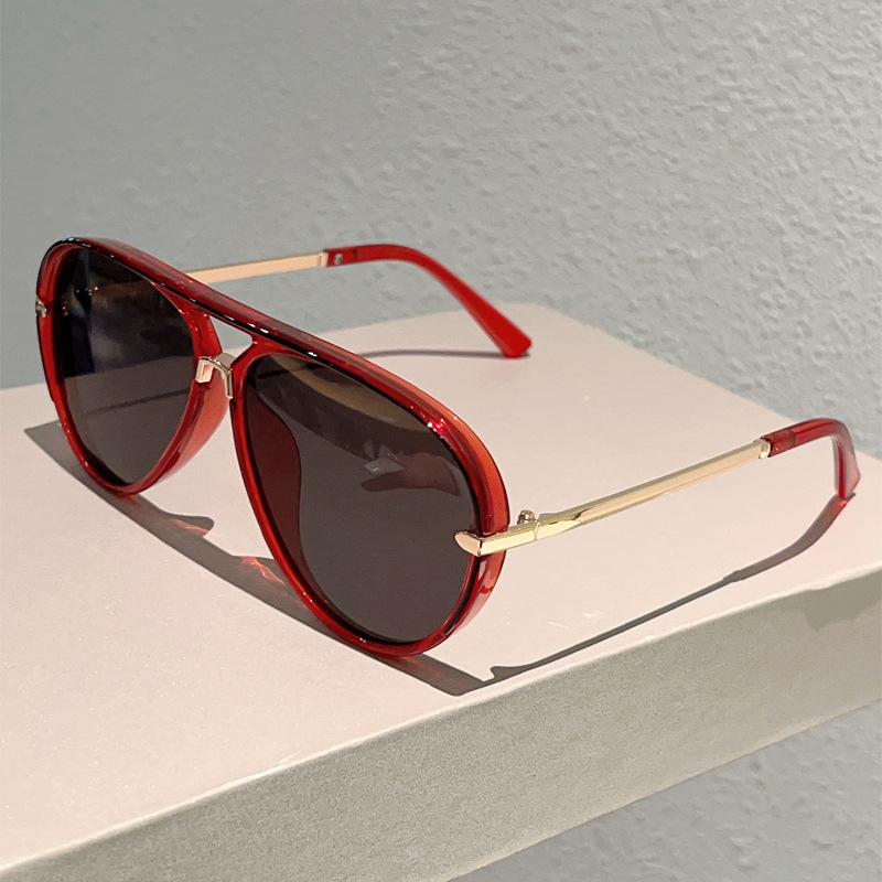 🕶50% ZĽAVA!! ⏰Dámske retro slnečné okuliare s dvojitým mostíkom
